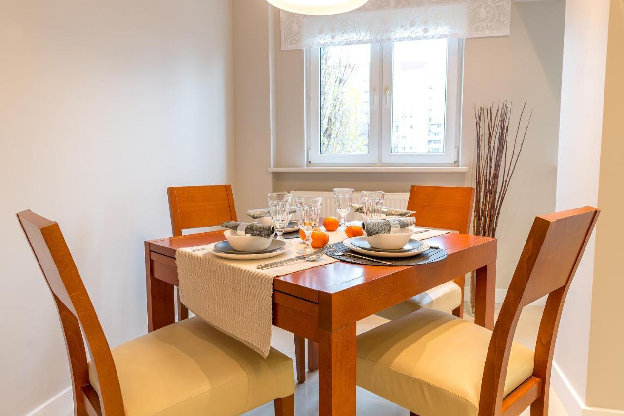 Chmielna 73 P&O Serviced Apartments Варшава Екстериор снимка