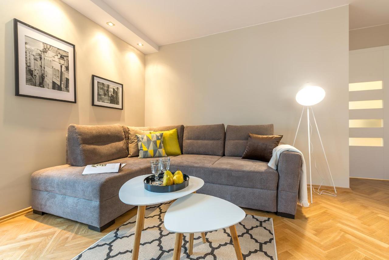 Chmielna 73 P&O Serviced Apartments Варшава Екстериор снимка